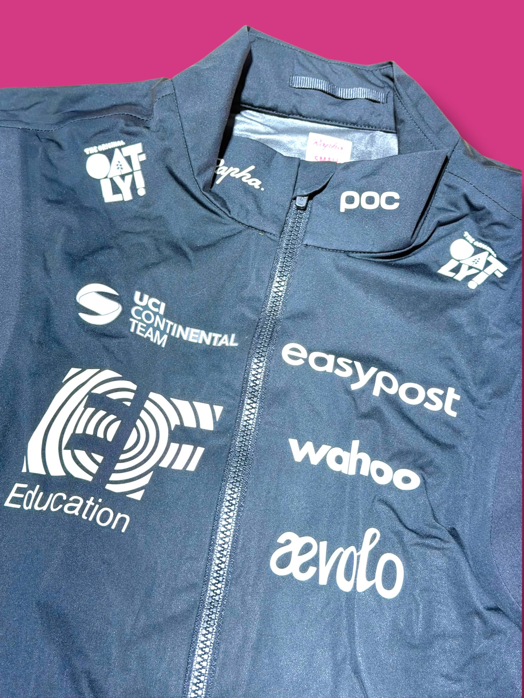 Lightweight Packable Rain Vest / Gilet | EF Education Aevolo | Rapha Men's Pro Kit