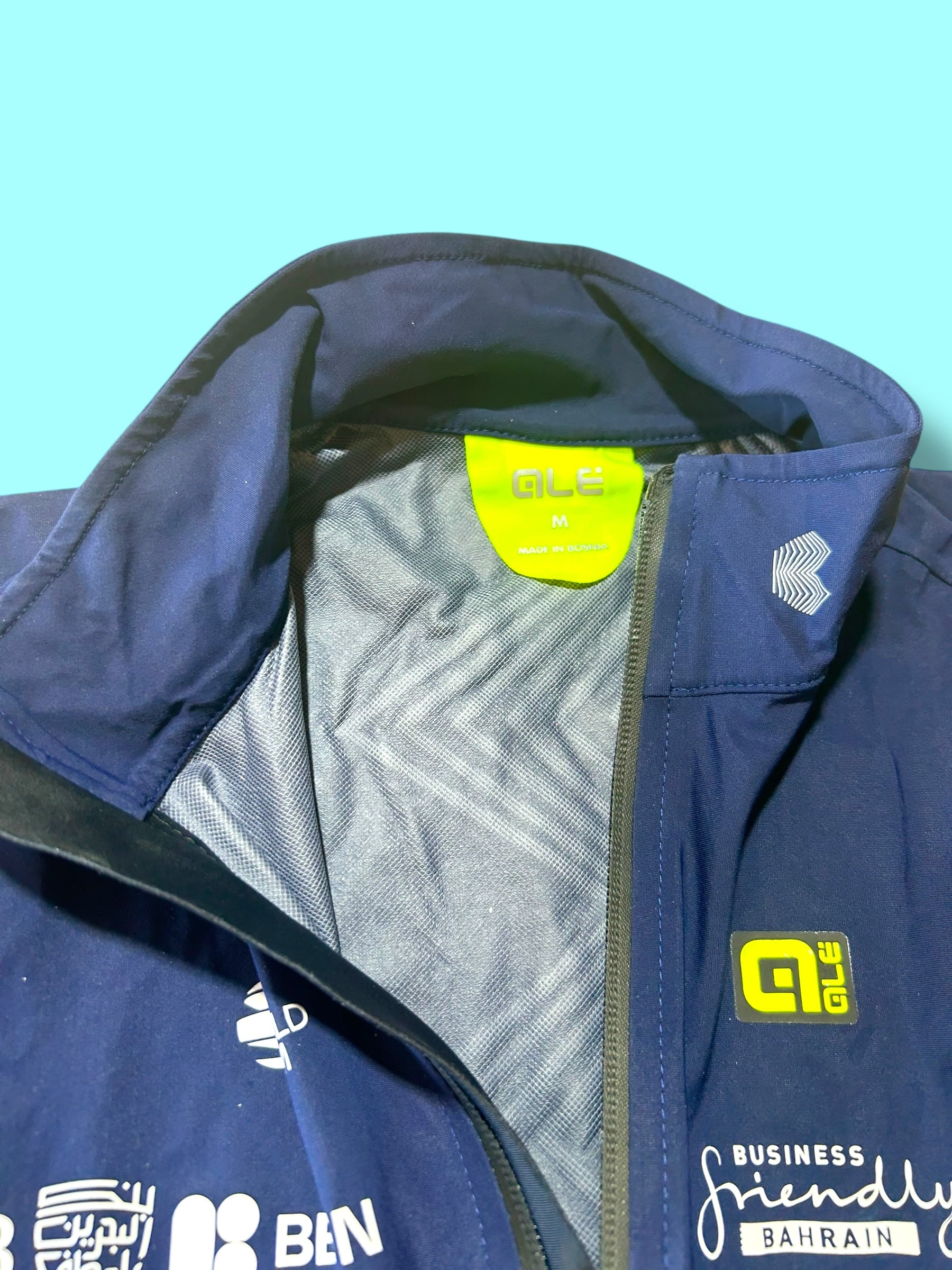 Rain Jacket  Cape Waterproof  Winter | Ale |Bahrain Victorious| Pro Cycling Kit