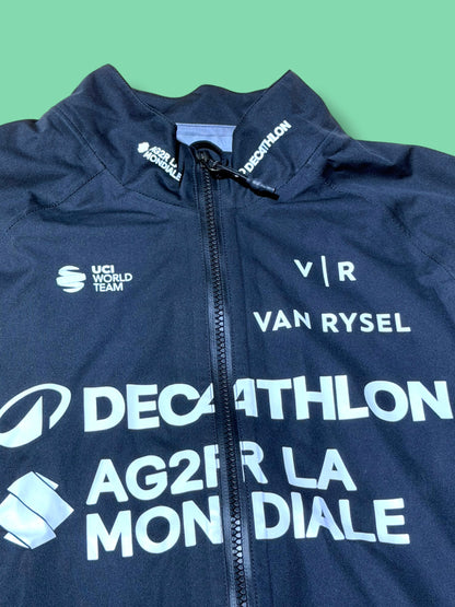Rain Jacket|Decathlon |Van Rysel  Pro Cycling Kit