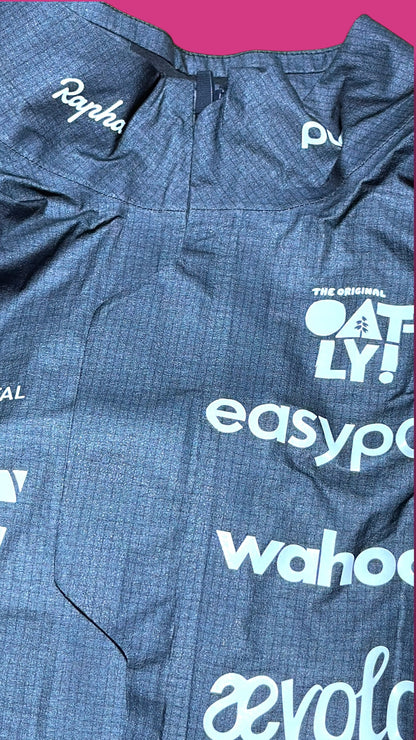 Prototype Lightweight GORE TEX Rain Jacket | EF Education Aevolo | Rapha Men's Pro Kit