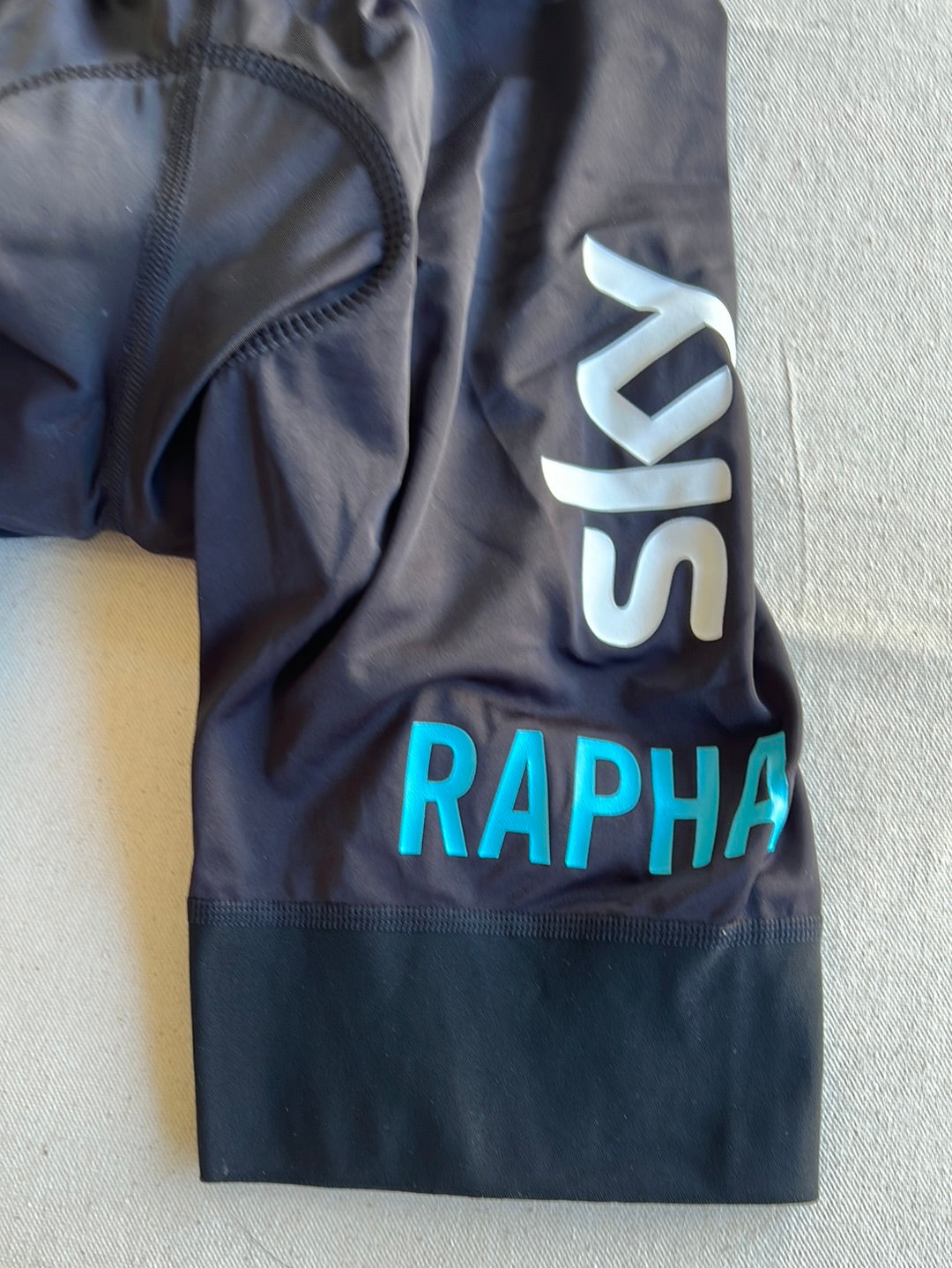 Aero Bib Shorts Pro Team | Rapha | Team Sky | Pro Cycling Kit