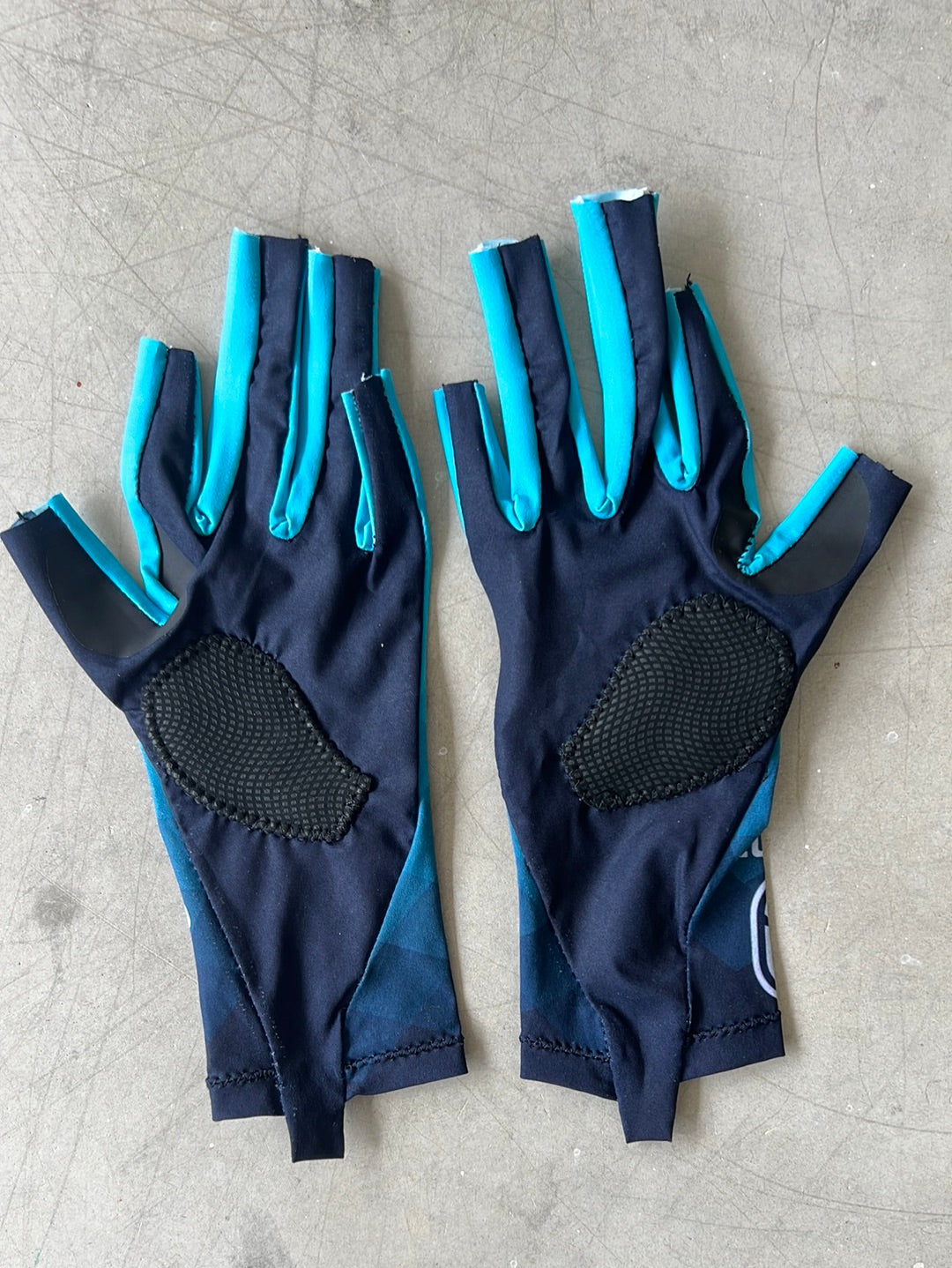 Chrono Pro Aero Gloves | Giordana | Astana | Pro Team Cycling Kit