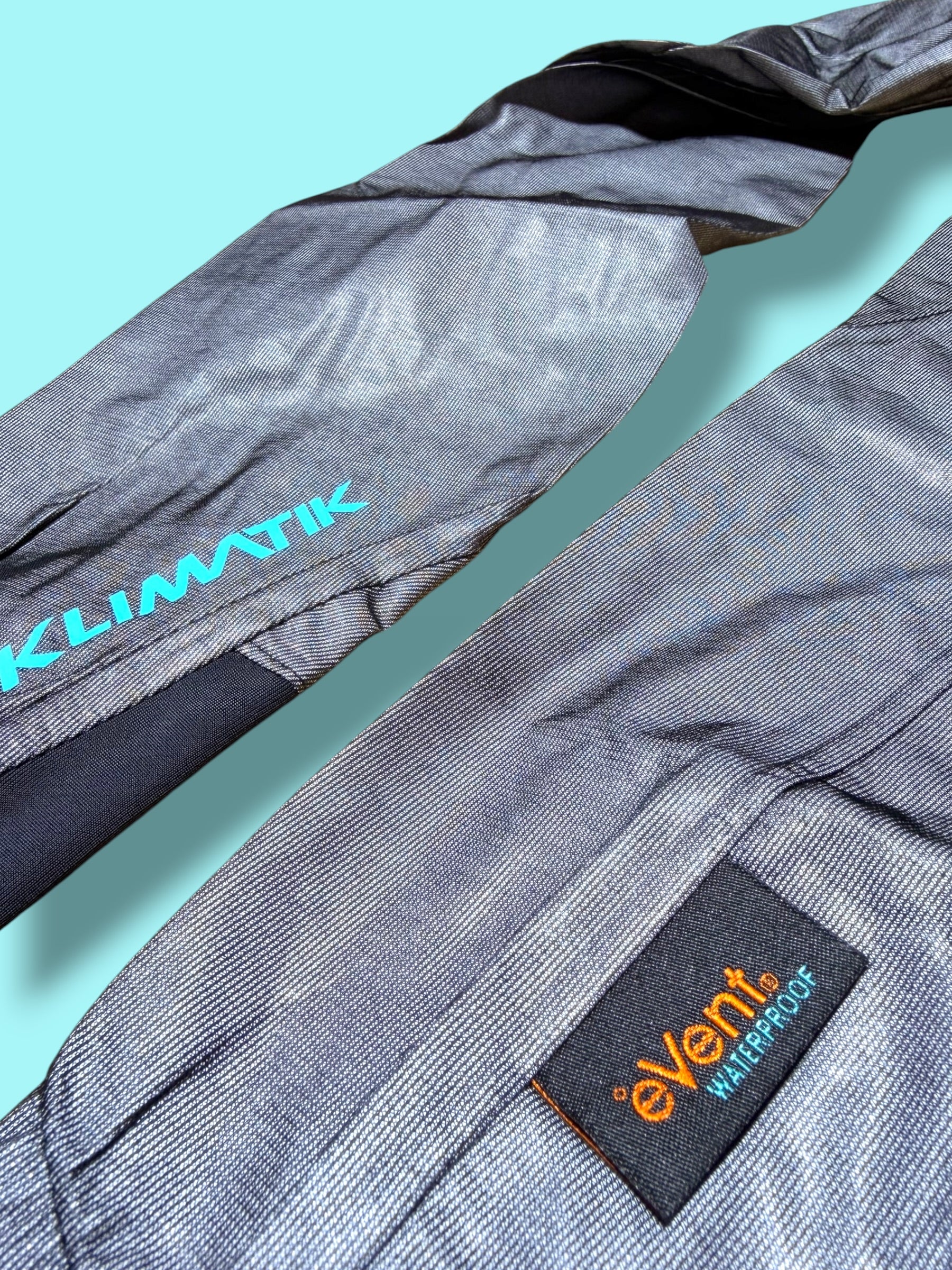 Heavy Rain Jacket |Bardiani |Ale  Pro Cycling Kit