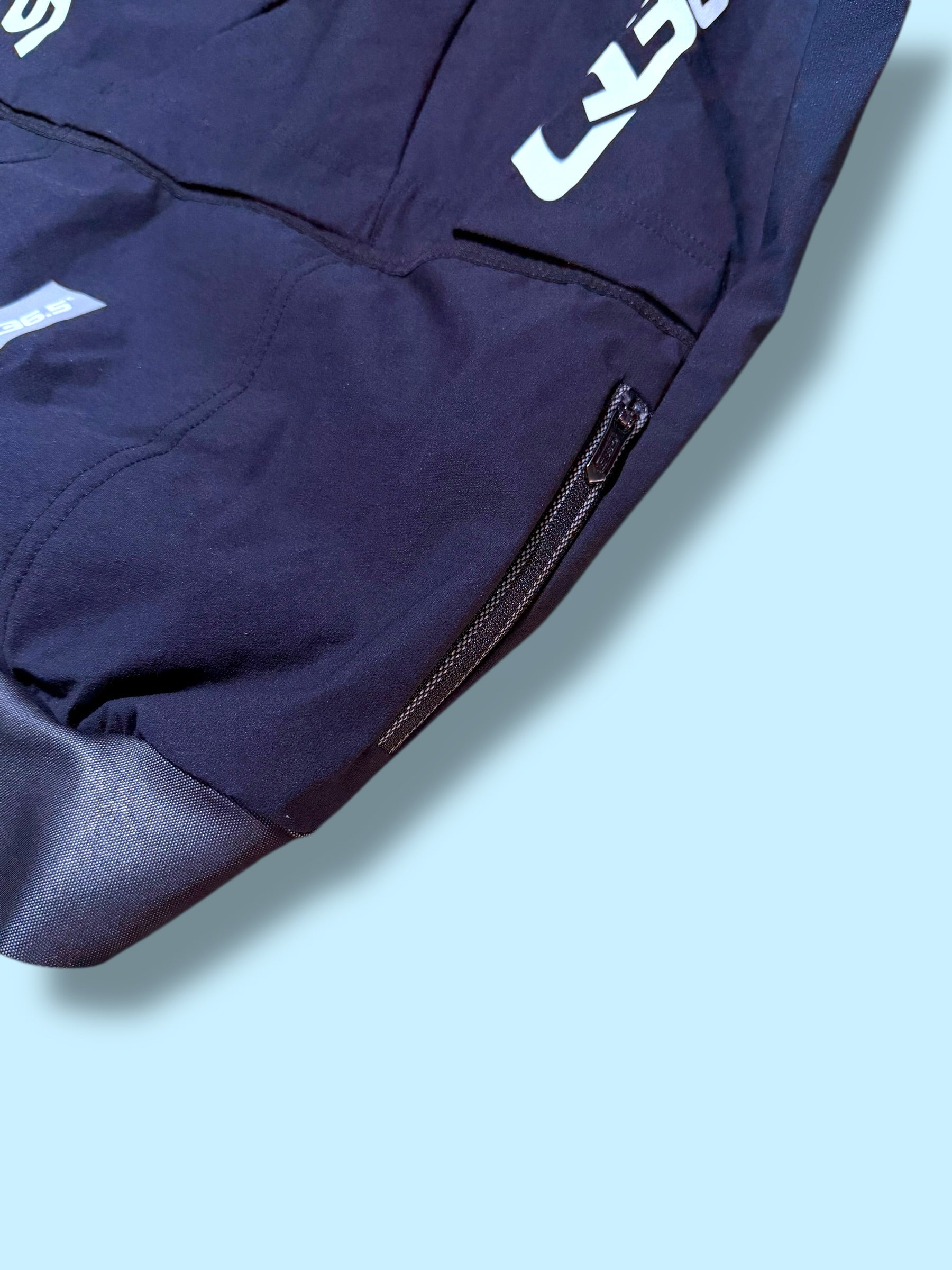 Bat Shell Rain Jacket Winter Gabba|Q36.5|Cycling