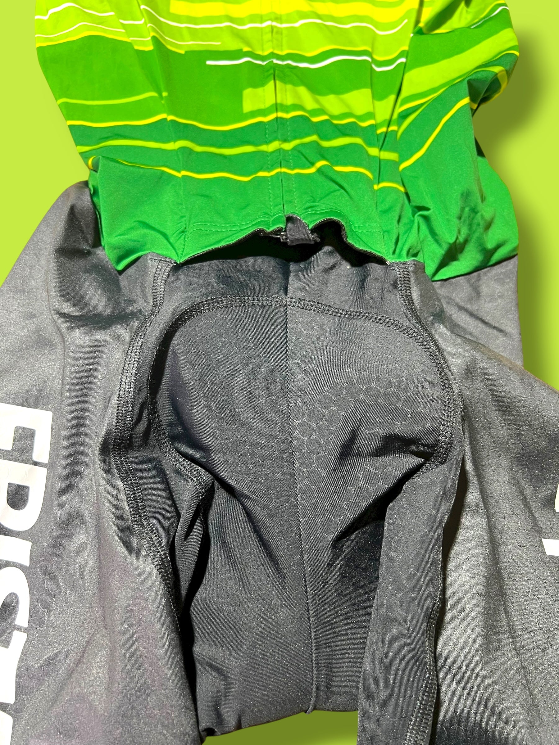 Aerosuit Roadsuit + Windvest with Pockets Bundle | Kalas |  Crelan Fristads| Pro Cycling Kit