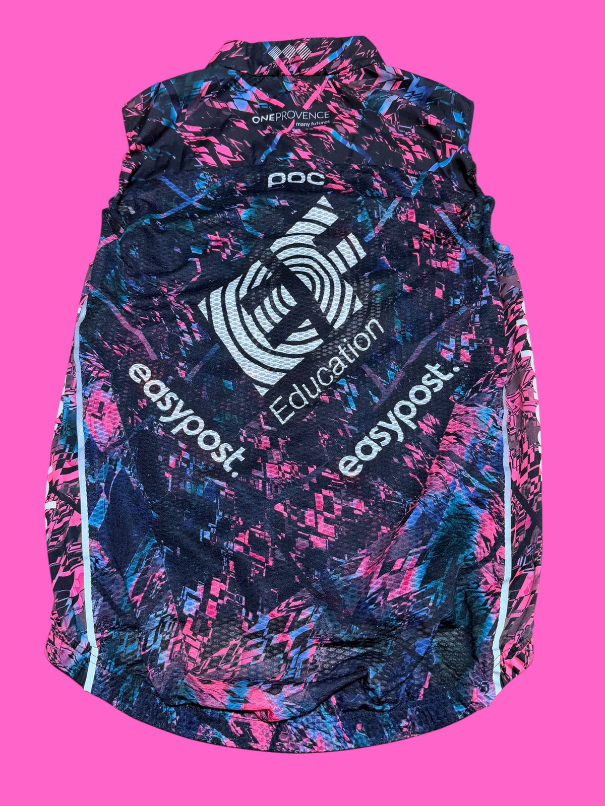 EF 2022 Packable Lightweight Wind Vest Giro d'Italia Switchout | EF Education First | Rapha Men's Pro Kit