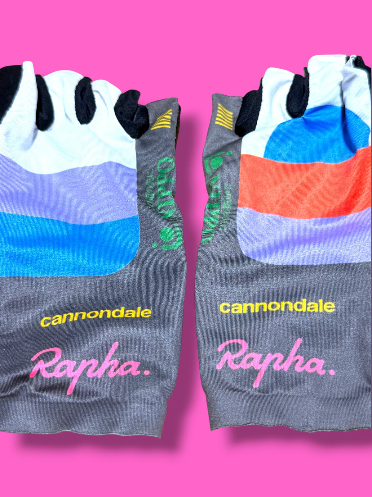 EF 2021 Race Mitts / Aero Mitts Kaleidoscope Giro d'Italia Switchout | EF Education First | Rapha Men's Pro Kit