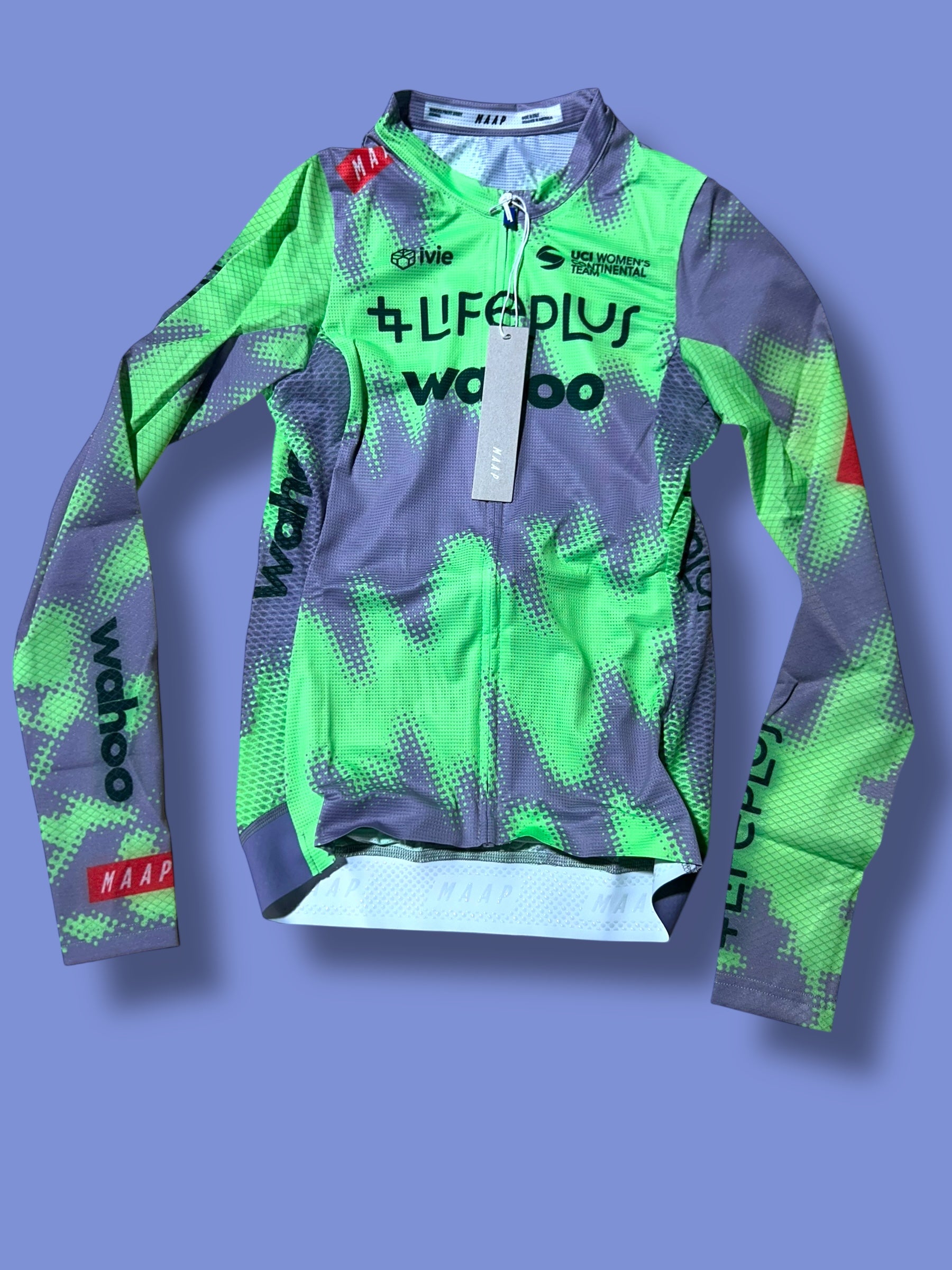 Women's Long Sleeve Aero Jersey, Winter Bib Shorts, Leg Warmers, Socks and Buff    Bundle  | Lifeplus Wahoo  | MAAP  | Pro Cycling Kit