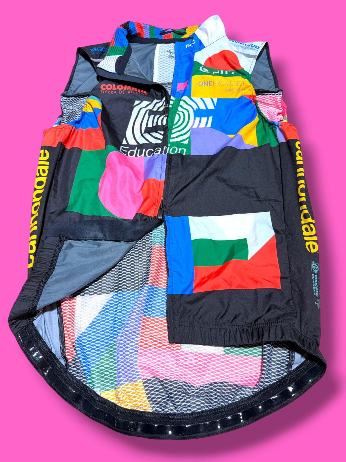EF 2021 Lightweight Wind Vest Kaleidoscope Giro d'Italia Switchout | EF Education First | Rapha Men's Pro Kit