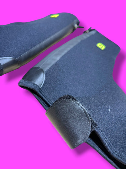 Neoprene Shoe Covers | Hagens Berman Jayco | Alé Unisex Pro Kit