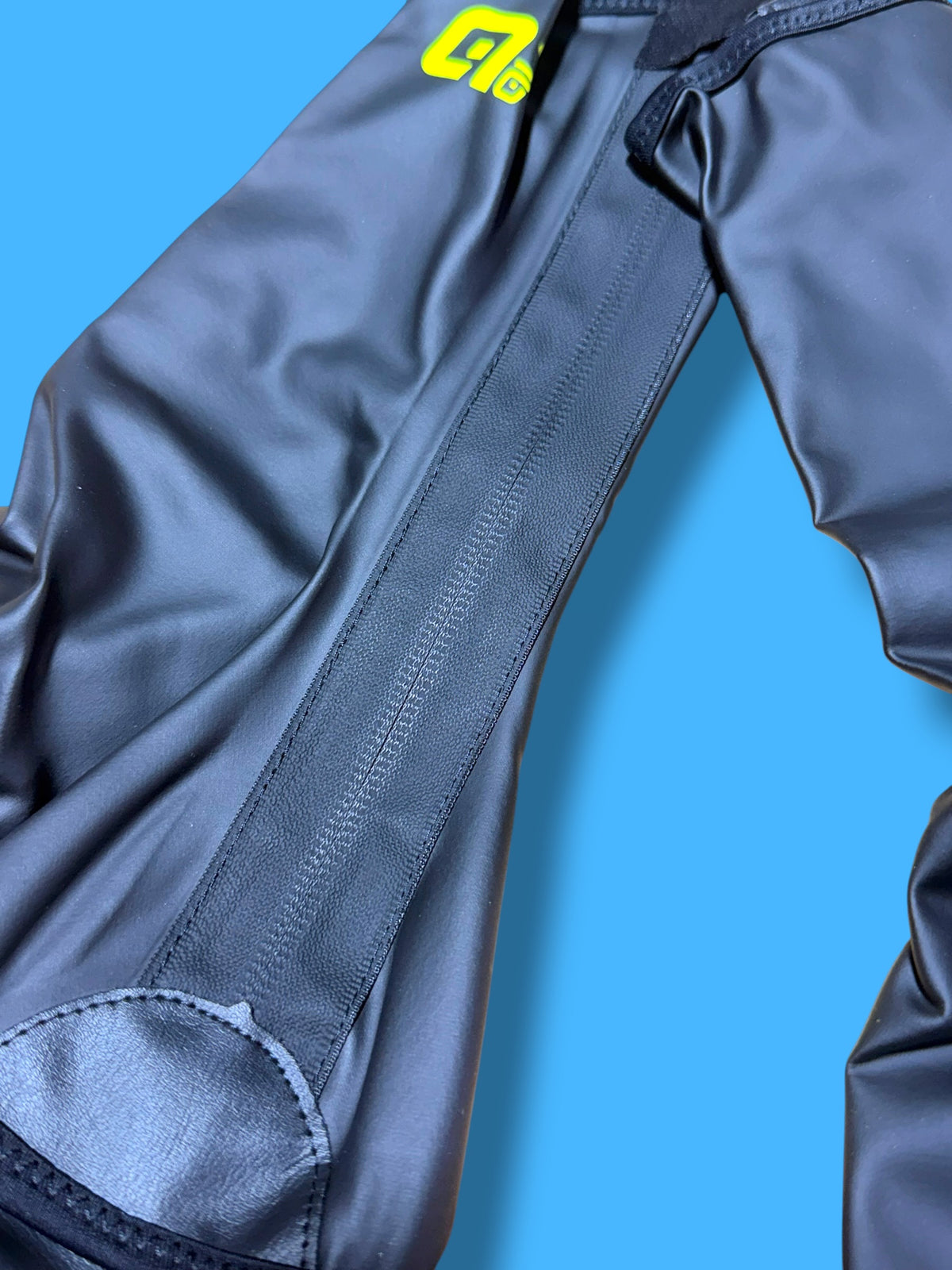 Waterproof Shoe Covers | Bahrain Victorious | Alé Pro Cycling Kit
