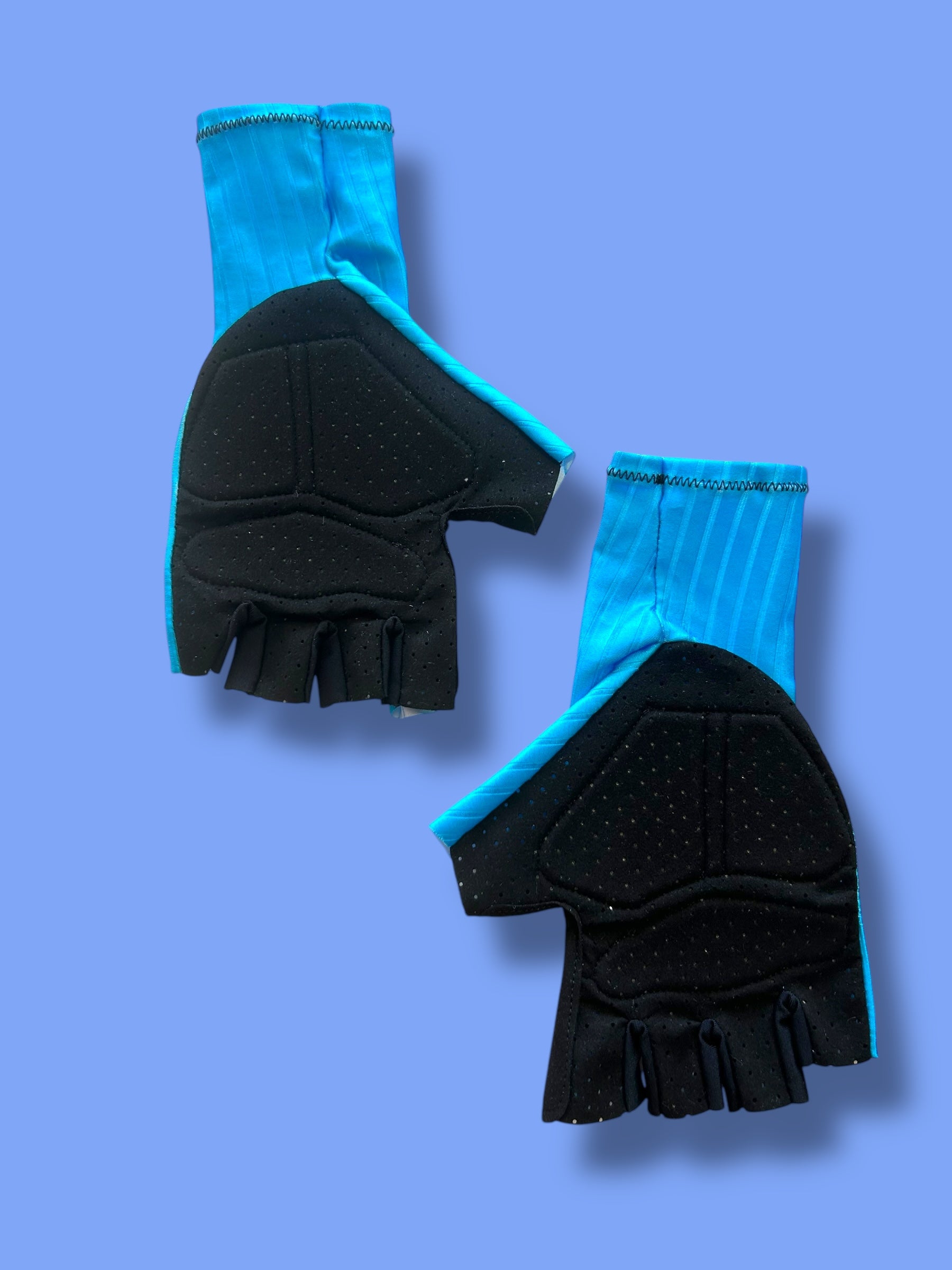 Aero Gloves Mitts | Santini | Lidl Trek | Pro Cycling Kit