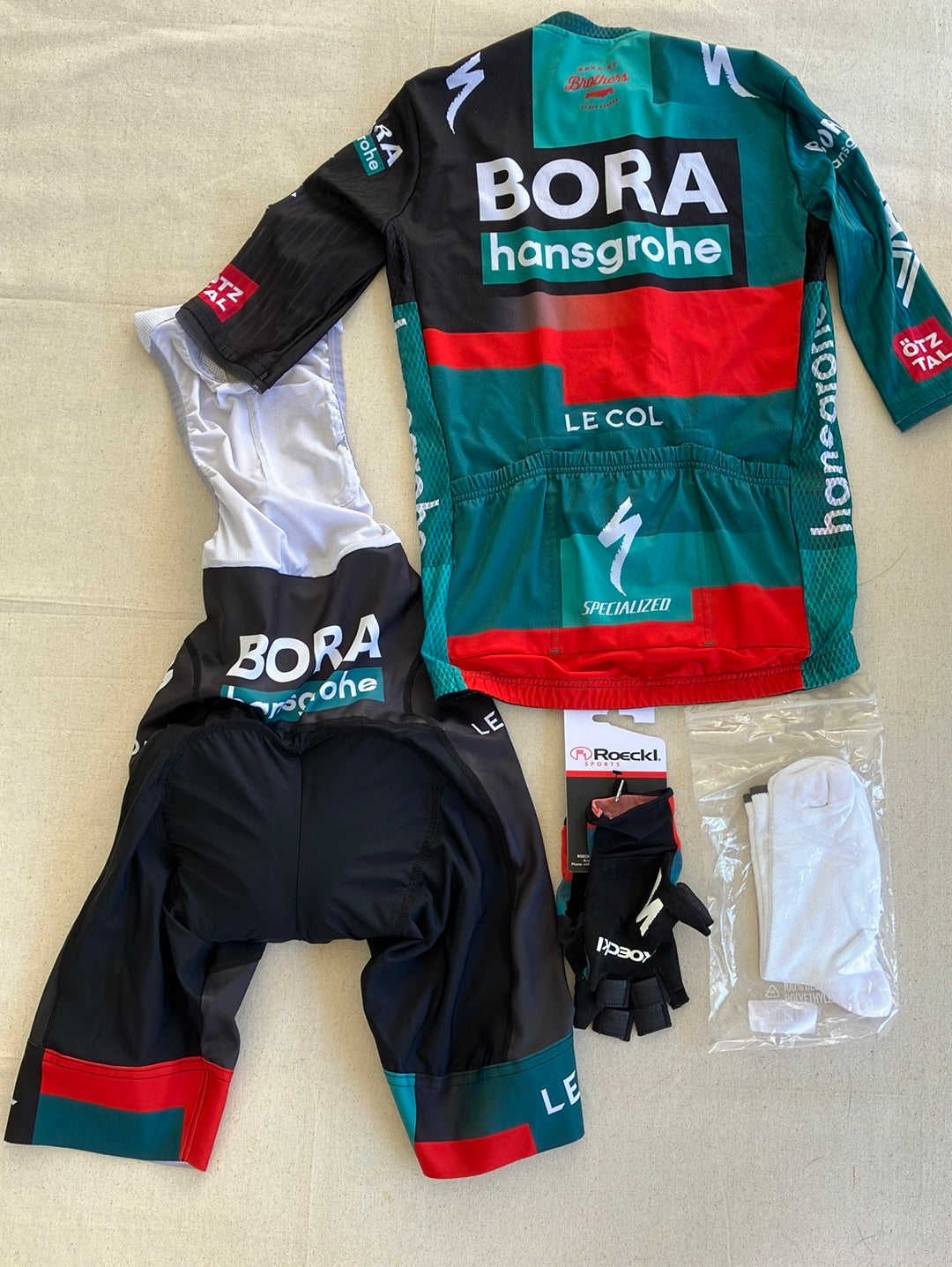 Cycling Clothing Bundle - Summer Jersey, Bib Shorts, Gloves & Socks | Le Col | Bora Hansgrohe | Pro Cycling Kit