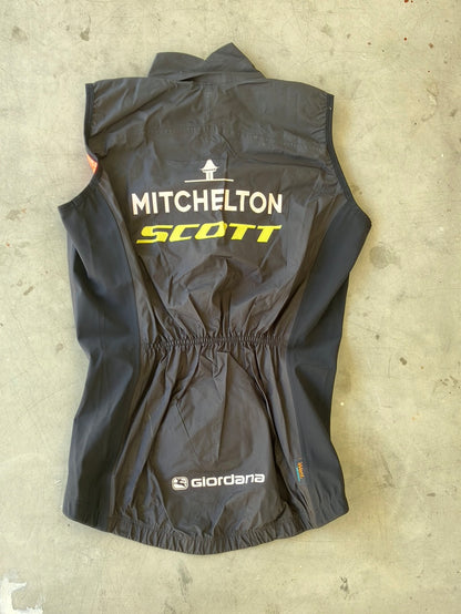 Rain Vest - Monsoon Light Waterproof Gilet | Giordana | Mitchelton Scott | Pro Cycling Kit
