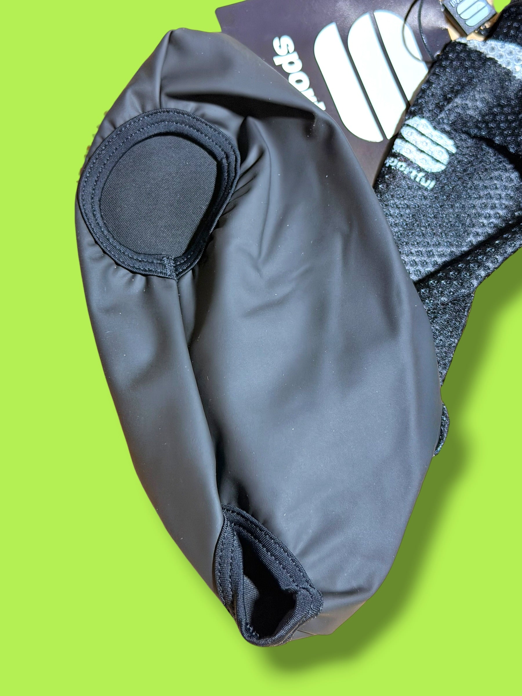 TT Rock Aero Shoe Covers Booties Total Energies |BioRacer  Pro Cycling Kit