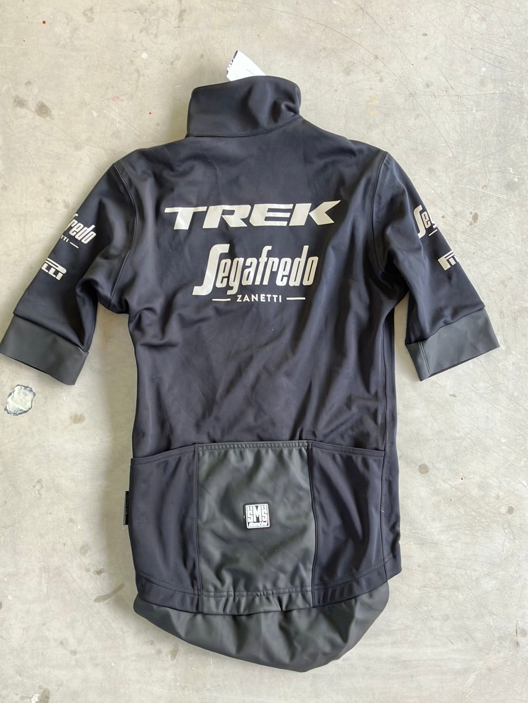 Trek Segafredo | Santini Short Sleeve Gabba Jacket | Black | S