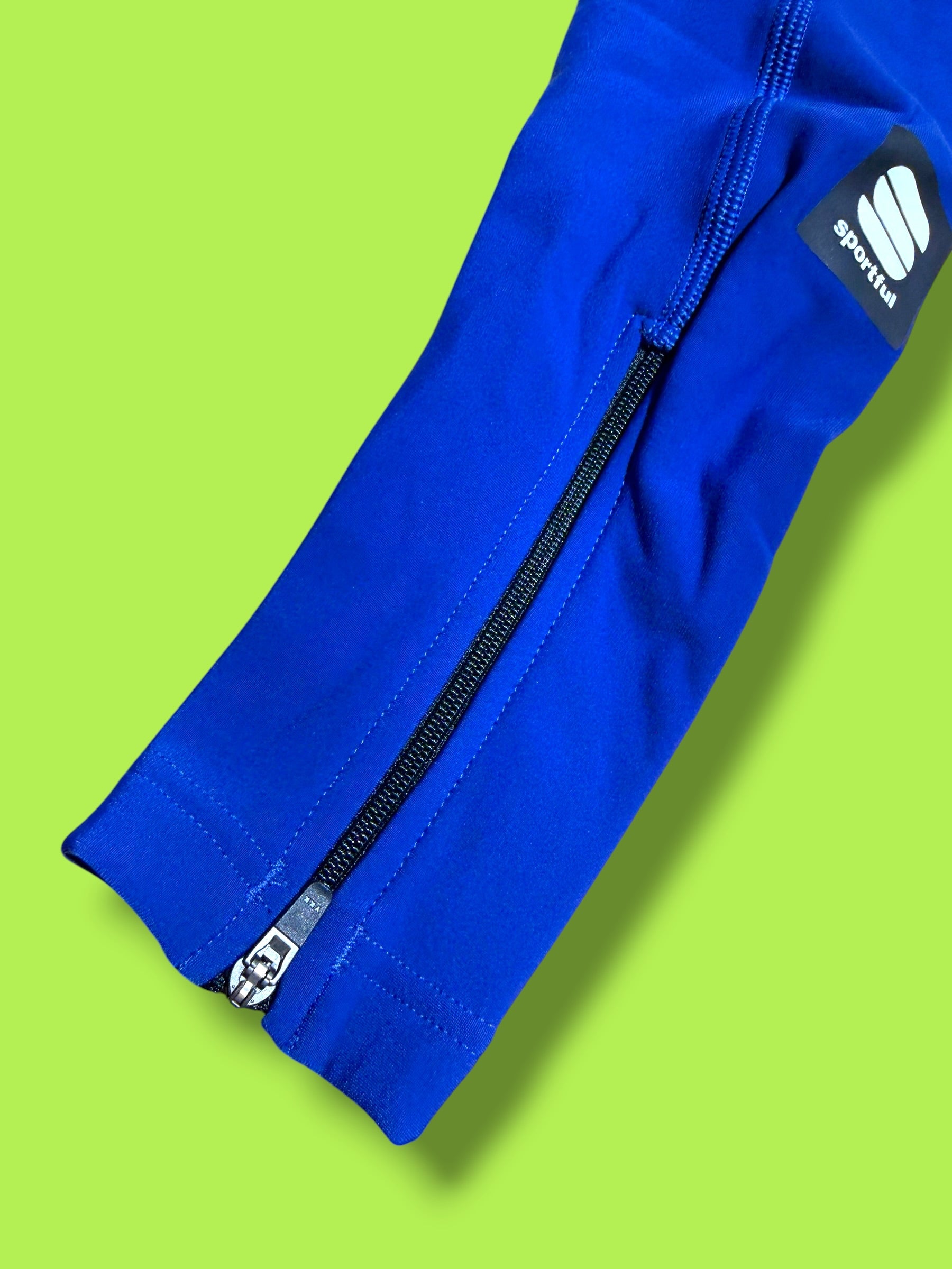 Pro Team  Leg  Warmers|Total Energies |BioRacer  Pro Cycling Kit