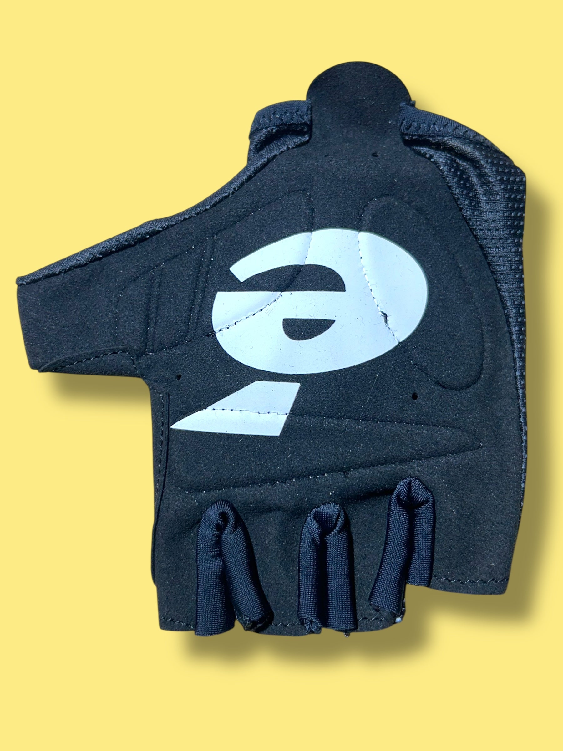 Gloves Race Mitts Padded Lightweight Rider Issued  | Jumbo Visma  | Agu | Pro Cycling Kit