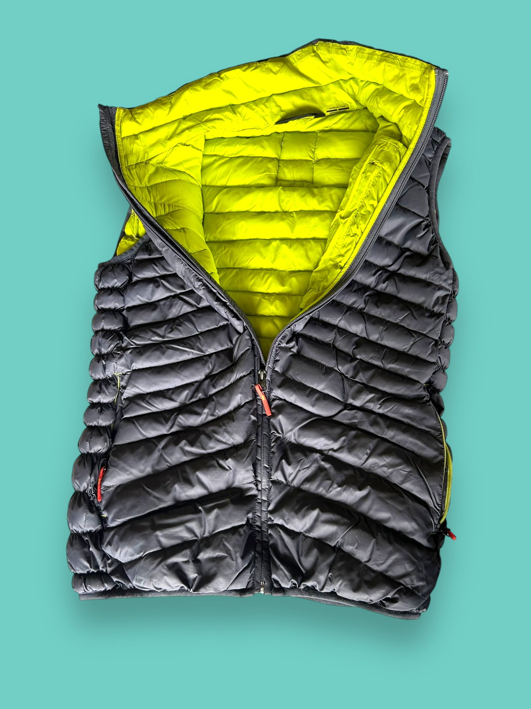 Casual Puffer Vest | Karpos | Bora Hansgrohe | Pro Cycling Kit