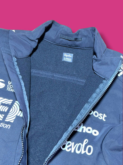 Deep Winter Waterproof Thermal Jacket | EF Education Aevolo | Rapha Men's Pro Kit