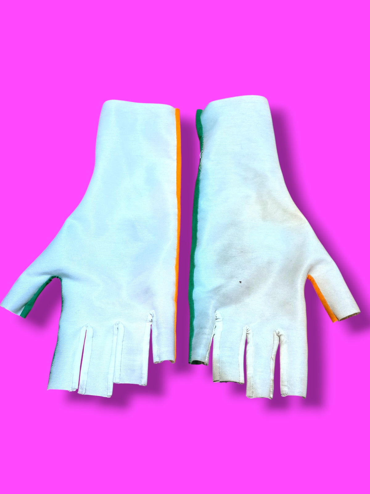 National Champion TT Aero Gloves Ben Healy Irish | EF Education First | Rapha Men's Pro Kit
