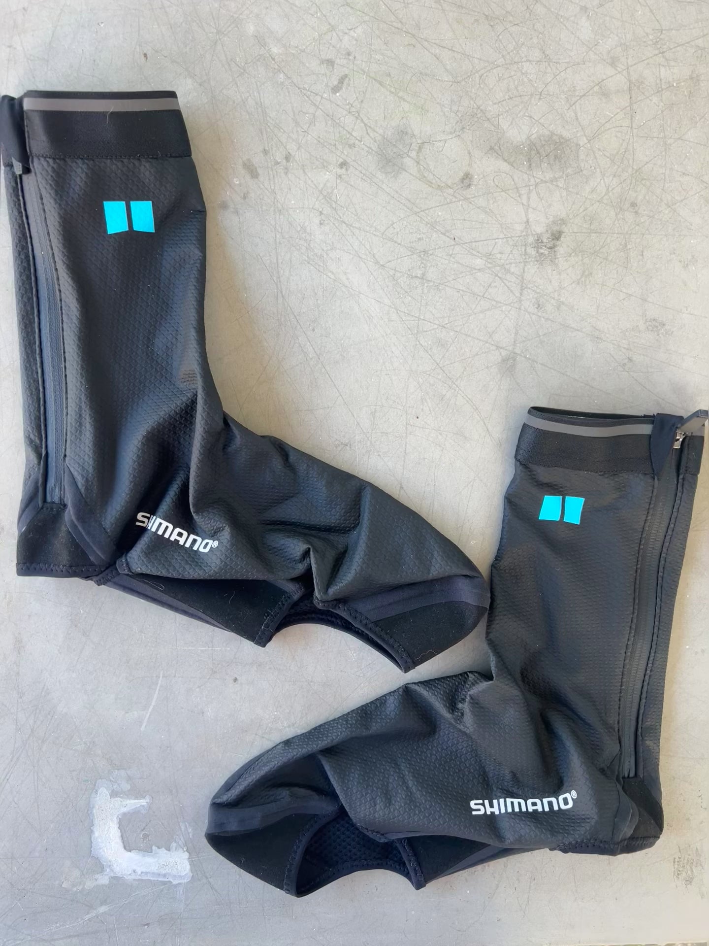 DSM | Shimano Rain Shoe Covers / Over Shoes | Black | XL | Rider-Issued Pro Team Kit