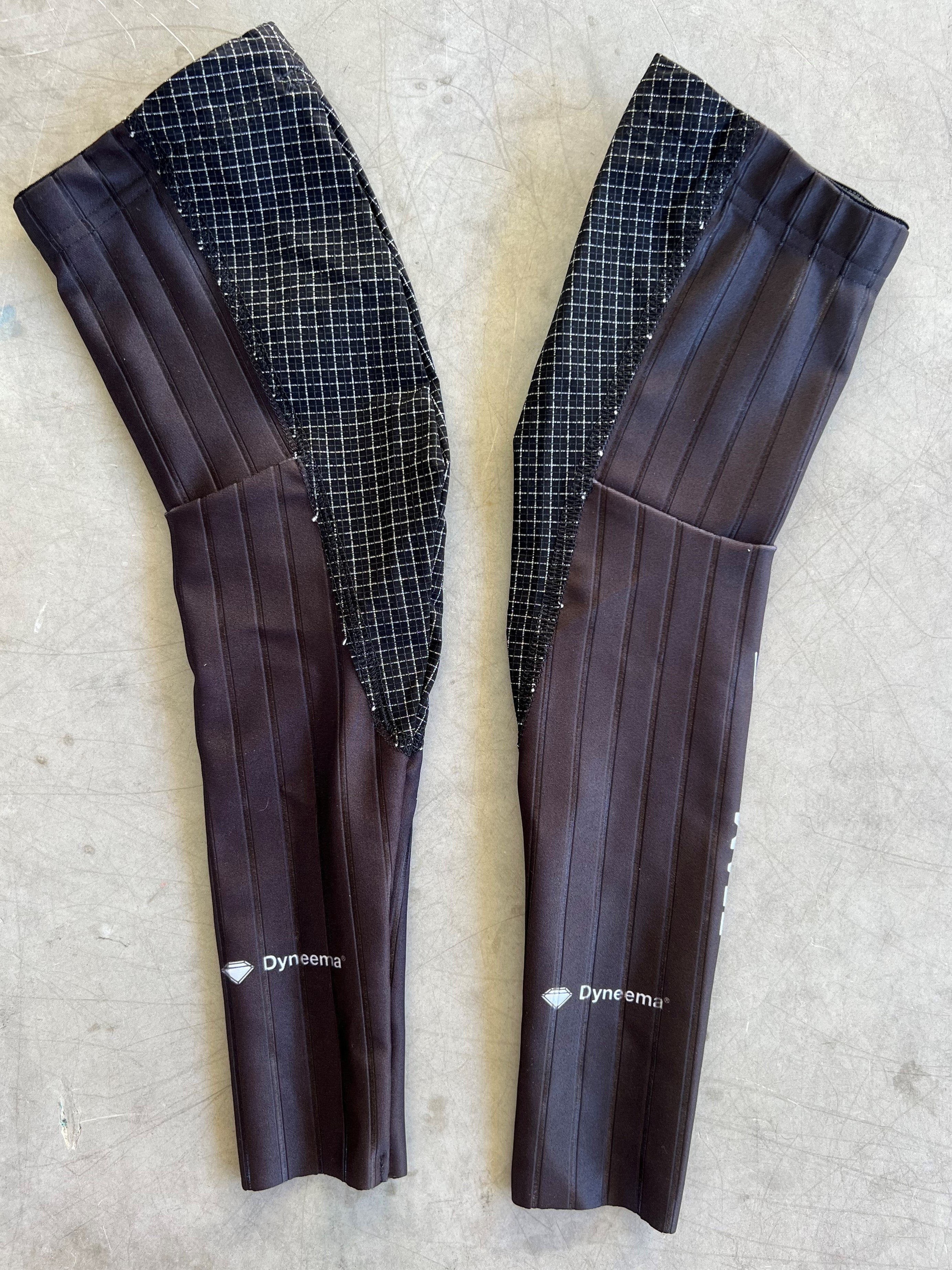 DSM | Bioracer Aero Arm Sleeves | Rider-Issued Pro Team Kit